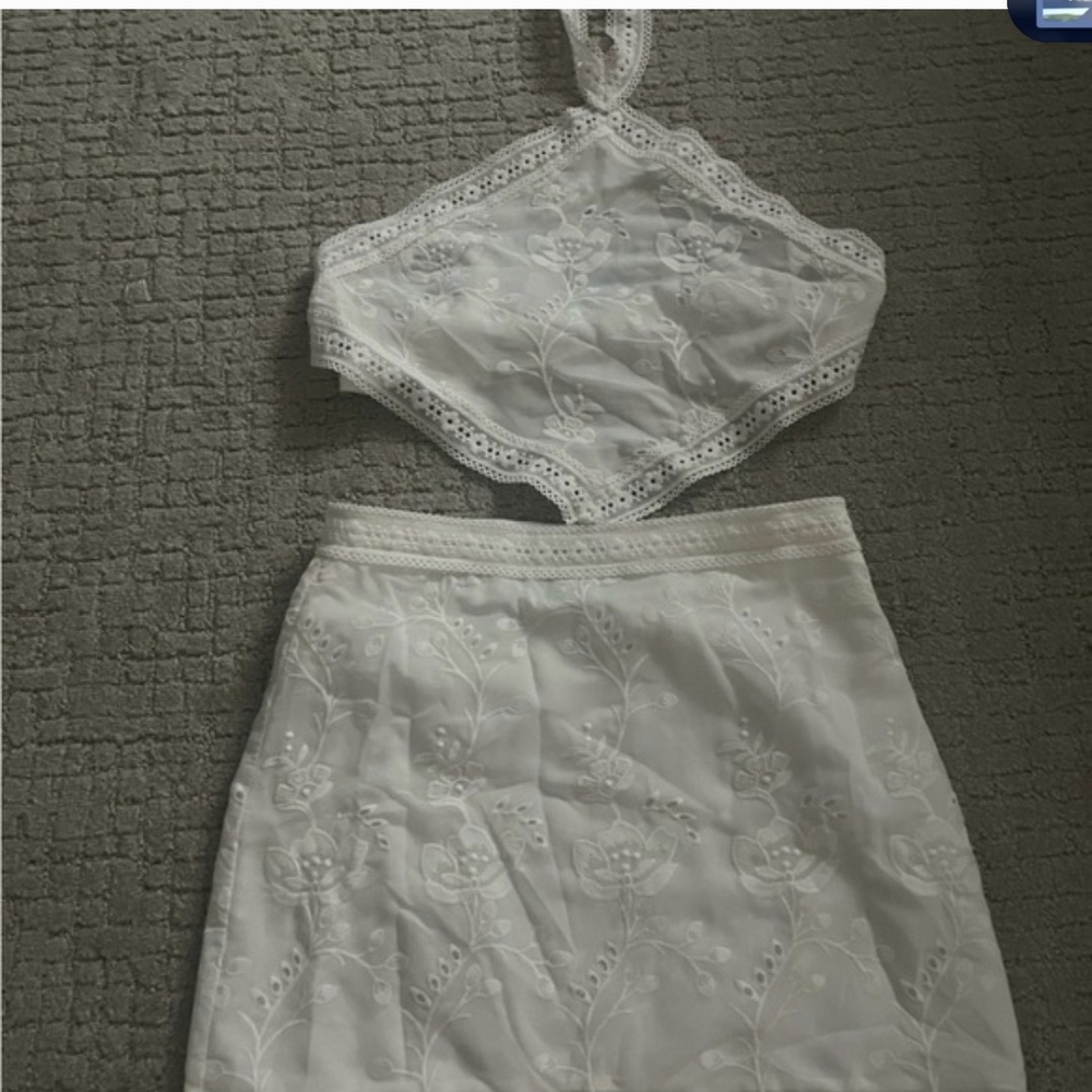 Forever 21 White Embroidered Two-Piece Skirt Set